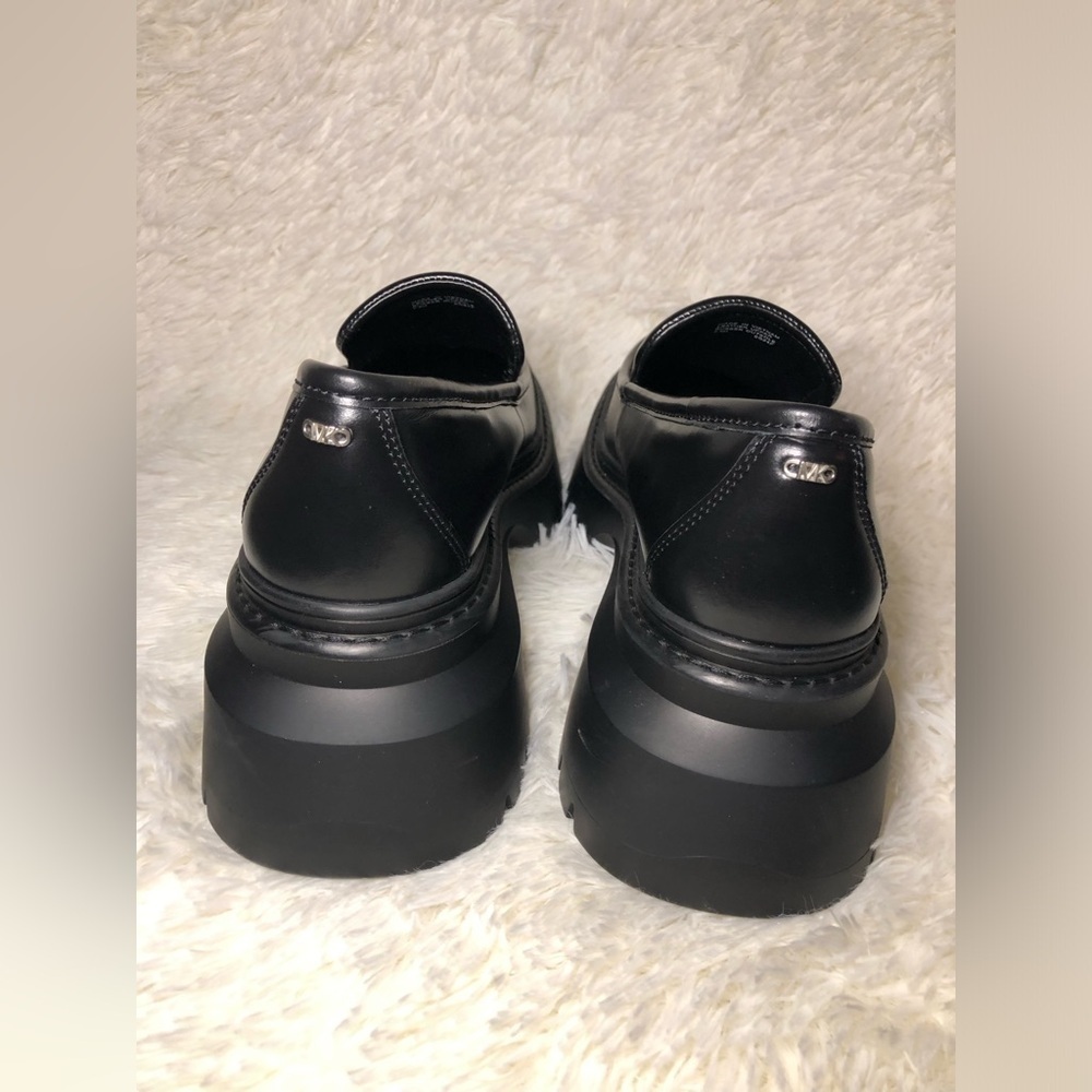 Michael Kors Black Women's Shiloh Leather Platform Loafers sizes 7.5 and 8.5 New - Picture 8 of 16